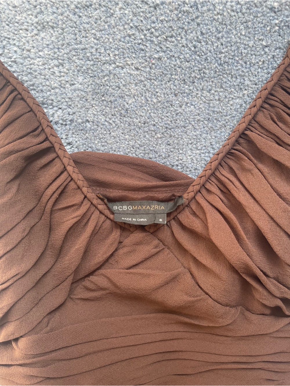 BCBG Silk Ruched V-Neck Dress Brown in S - Picture 2 of 3